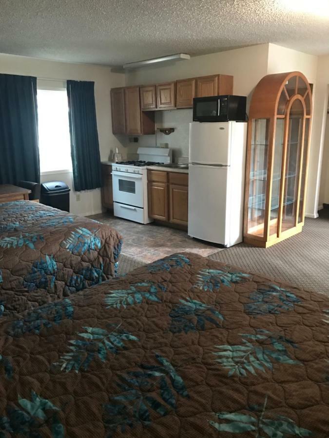 Lazy U Motel Rapid City Buitenkant foto