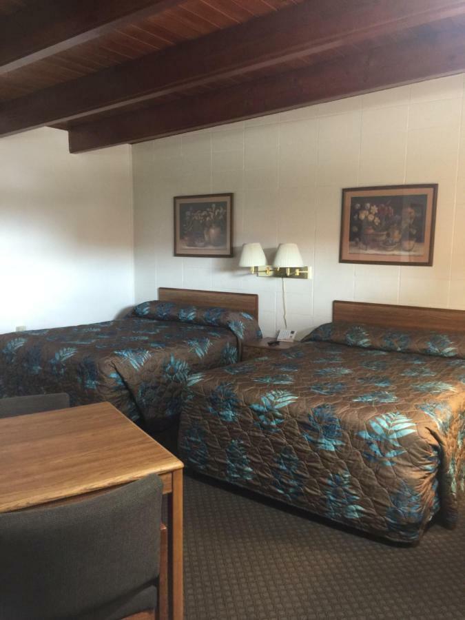 Lazy U Motel Rapid City Buitenkant foto